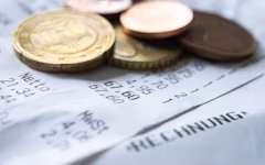 Deutsche Inflationsrate verharrt im Februar bei 2,3 Prozent