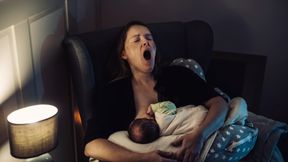 Wie das Schlafdefizit auf die Gesundheit junger Eltern wirkt