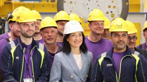 Katherina Reiche freut sich &uuml;ber einen L&uuml;ckentext