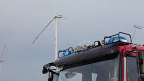 Windradfl&uuml;gel k&ouml;nnte abbrechen, Autobahn gesperrt