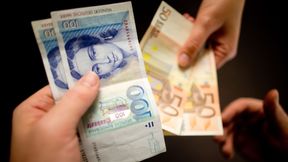 Deutsche tauschen 53 Millionen D-Mark um