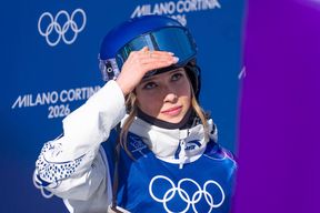 Erst gewinnt sie Gold, dann erf&auml;hrt Ailing Eileen Gu vom Tod ihrer Oma