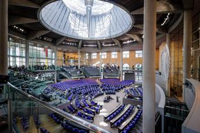 Bundestag stimmt f&uuml;r Umsetzung der europ&auml;ischen Asylreform