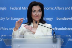 Reiche spricht sich gegen weitere Tankstellen-Regulierung aus