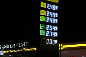 &Ouml;lkonzerne sollen Spritpreiserh&ouml;hungen vorab begr&uuml;nden