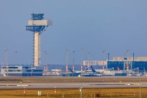 Ver.di ruft zu Warnstreik am Hauptstadtflughafen BER auf