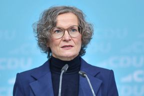 SPD dr&auml;ngt auf vorl&auml;ufige Abl&ouml;sung von NRW-Bauministerin Ina Scharrenbach
