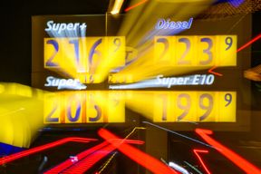 Benzin war in fr&uuml;heren Krisen relativ teurer