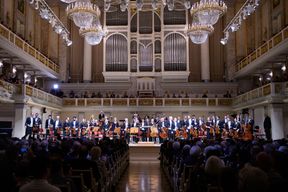 Die Farbe eines Konzertsaals beeinflusst, wie wir Musik empfinden