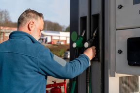 Spritpreise sinken deutlich