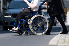 Kanzleramt sammelt Sparvorschl&auml;ge f&uuml;r Behinderten- und Jugendhilfe