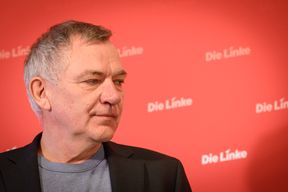 Jan van Aken h&ouml;rt als Co-Vorsitzender der Linken auf