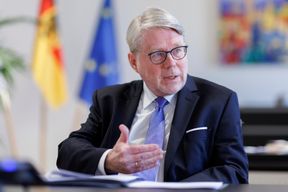 Sollten Syrien-R&uuml;ckkehrer h&ouml;here Pr&auml;mien bekommen?