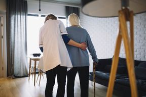 Pl&auml;ne f&uuml;r Pflegeversicherung d&uuml;rften das Armutsrisiko versch&auml;rfen