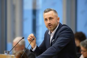 AfD will im Falle eines Wahlsiegs etliche Beamtenposten neu besetzen