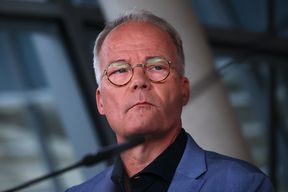 SPD-Fraktionschef Miersch will Tankrabatt nicht l&auml;ngerfristig fortsetzen